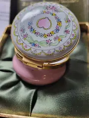 MIB Rare Tasha Tudor Crummles Enamel Box England Heart and Borders