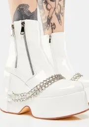 [SIMMI] White Amalfi Chain Boots