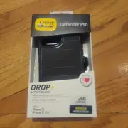 OtterBox DEFENDER SERIES Case & Holster for iPhone 12 / iPhone 12 Pro - Black
