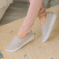 在飛比找momo購物網優惠-【OB 嚴選】台灣製造厚底寬楦頭透氣懶人鞋 《SD0379》