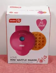 Love Mini Waffle Maker in Magenta