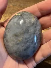 Blue Opal Palm Stone 2.33in x 1.8in x 1.21in 116g