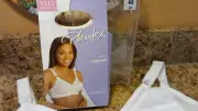 Women's Playtex Bra Wirefree w/tag #5213 Extra Support White Soft Cup-Floral 44B
