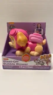 Nickelodeon Paw Patrol Skye Puppy Dog Blast-Off Bubble Blower Machine Ages 3+