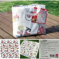 在飛比找蝦皮購物優惠-牛牛ㄉ媽*日本進口 Hello Kitty兩疊野餐墊附提袋 