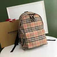 在飛比找Yahoo奇摩拍賣-7-11運費0元優惠優惠-【二手正品】Burberry 巴寶莉 經典款 雙肩包