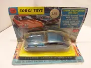 corgi toys 335 4.2 Litre Jaguar "E" type 2+2