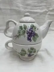Pfaltzgraff Grapevine Tea for One, Teapot and Cup