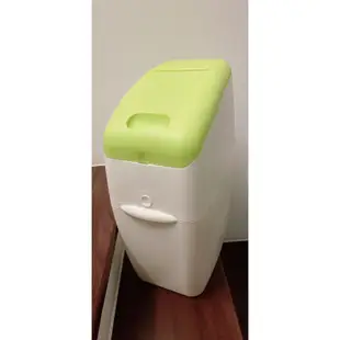 密閉式青綠色尿布垃圾桶