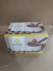 Wilton Candy Melts Candy And Chocolate Melting Pot 2.5 Cups, box & instructions