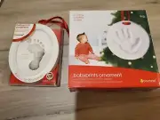 Set of 2 Pearhead Babyprints ornament "Baby's 1st Christmas" baby foot and hand