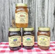 Dutch Kettle Amish Homemade Style Jam & Jellies 1 Set of 2 in Reusable Jars