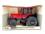 1/16 Case International Magnum 7150 Tractor With Front Wheel Assist & Duals