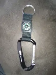 Compact Carabiner Compass Keyring Keychain 2PCS for Hiking Backpack Travel Kids