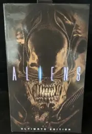 NECA Alien's Ultimate Edition Collection Brown Xenomorph 1:10 Scale Figure