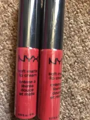 NYX Soft Matte Lip Cream Lip Gloss