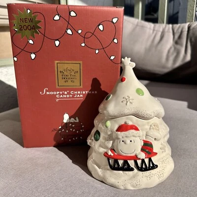 Lenox PEANUTS SNOOPY CHARLIE BROWN CHRISTMAS TREE CANDY JAR 2004