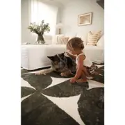 Loopsie Jardime Green and Ivory Geometric Washable Round Rug