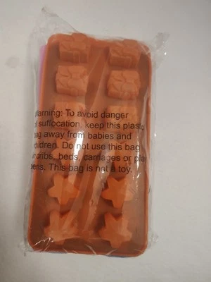 5 New Christmas Chocolate Molds, Silicone Candy Molds 3D Trees Gingerbread Man +