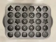 Nordic Ware Bundt Teacake & Candies Pan - NEW