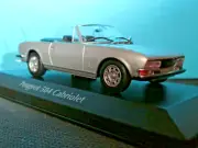 Peugeot 504 cabriolet in Silver LHD 1977 Maxichamps New model.1:43RD.