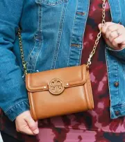 NWT Tory Burch Amanda Chain Wallet Crossbody Royal Tan