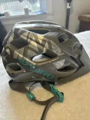Giro Mips Vasona Universal Women's Helmet - Gray - 51-55cm
