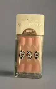 Dashing Diva PINK LEOPARD Matte Finish Magic Press On Nails Short Square