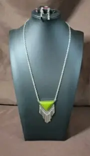 Paparazzi Badlands Bonanza Green Necklace And Earrings