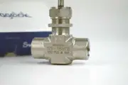 Swagelok Integral Bonnet Needle Valve 316 SS FNPT Regulating Stem (SS-18RF8)