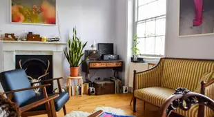 1 Bedroom Flat In Leafy And Central Barnsbury