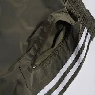 adidas 三葉草 PARLEY SHORT 男款 短褲 短風褲 運動褲 三線 軍綠色 HS2090