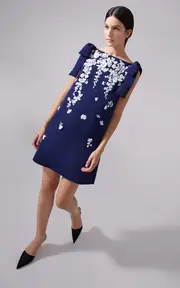 [Carolina Herrera] Embroidered Crepe Mini Shift Dress