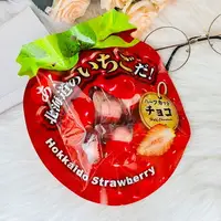 在飛比找樂天市場購物網優惠-日本 北海道 草莓 草莓巧克力 半切草莓 北海道草莓巧克力 