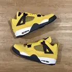 Air Jordan 4 Retro Lightning Size US 10