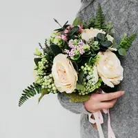 在飛比找樂天市場購物網優惠-韓式手捧花束 lmdec新娘手捧花求婚假花仿真花拍照花束吧臺