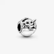 New 100% Genuine Pandora x Star Wars Baby Yoda Grogu & Crib Charm 799511C01