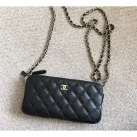 在飛比找Yahoo!奇摩拍賣優惠-【二手】Chanel A82527 small leathe