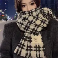 在飛比找蝦皮購物優惠-Dt500女冬季韓式加厚保暖圍巾女冬新款小香風韓系井字格圍巾