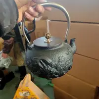 在飛比找蝦皮購物優惠-台灣熱賣 鑄鐵茶壺生鐵壺茶具中端精品壺銅蓋銅把鑄鐵茶壺130