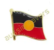 ABORIGINAL FLAG LAPEL PIN / HAT PIN / BADGE / BROOCH