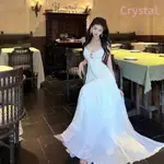 【CRYSTAL】韓國甜妹裝夏季鏤空弔帶僊女裙晚宴會百褶沙灘裙女垂墜感百搭長洋款 顯瘦收腰連身長裙 海邊穿搭渡假洋裝禮服