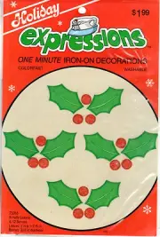 Dritz Holiday Expressions Iron-On Appliqué Kit 75018 8 Holly Leaves & 12 Berries