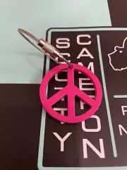 scotty cameron gallery peace sign key fob pink