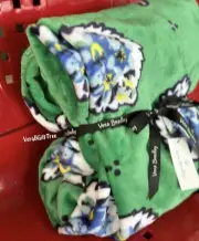 Vera Bradley Cozy PLUSH Throw Blanket GARDEN GREEN LEAF SEALED Rare Find!! NWT