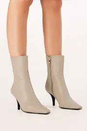 [PUP23] Oaklen Booties - Stone 6 Beige