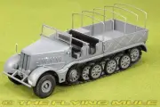 Motor City Classics 1:43 Sd.Kfz.9 Half-Track German Army