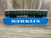Marklin HO 4022 Passenger Car with Box