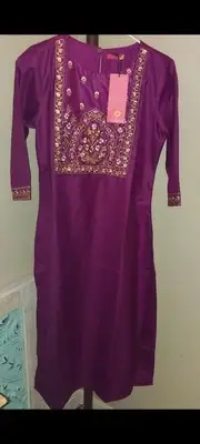 NWT Women's Ethnic Wear Collection Rayon Kurti & Pant Set small