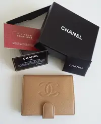 在飛比找Yahoo!奇摩拍賣優惠-CHANEL  經典款     大雙C   LOGO 皮夾 